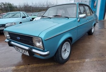 Ford Escort Mk2 Ghia 1.3 - LHD